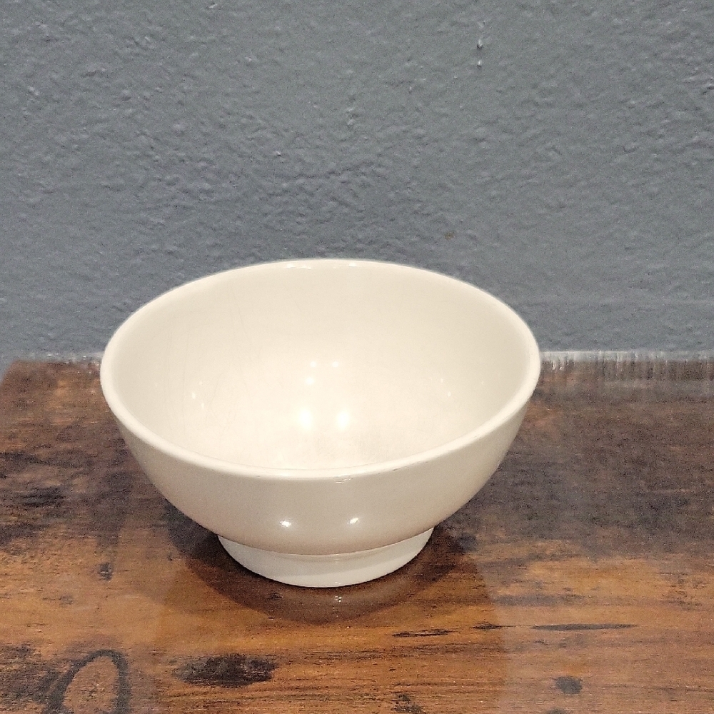 White Bowl with 'Let's Eat' Text - Picture 5 of 7